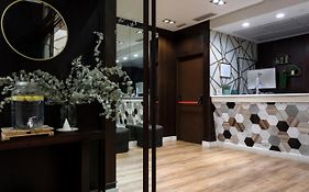 Petit Palace Cliper-Gran Via